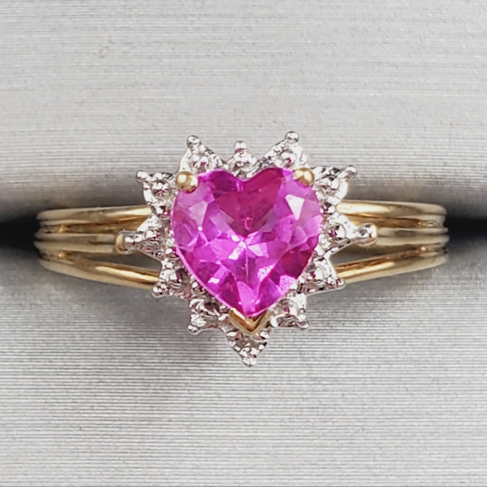 10k Yellow Gold Heart Pink Topaz Ring